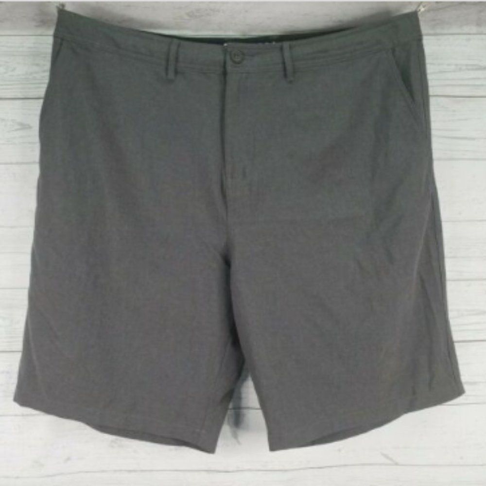 Elysian Hybrid Shorts Sz 40 Charcoal Flat Front